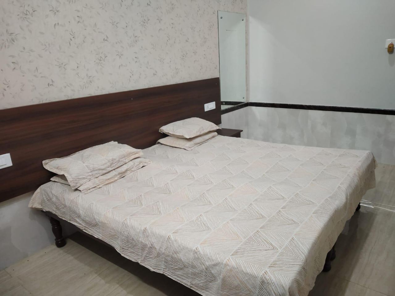 Non AC Room